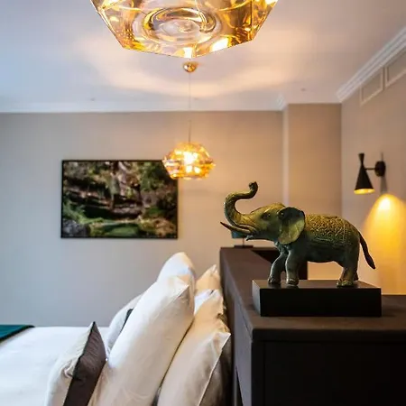 Hôtel l'Incomparable Tresserve Extérieur photo