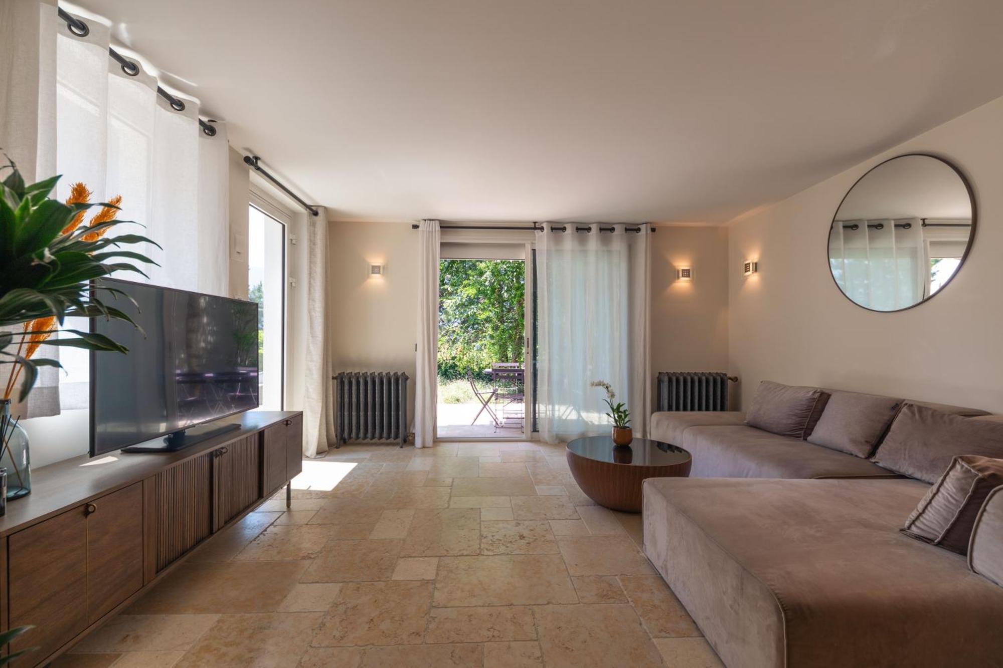 Hotel L'incomparable By Les Etincelles Tresserve